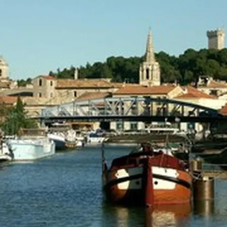 فيلة En Provence Piscine Au Calme Entre Arles Nimes Avignon
